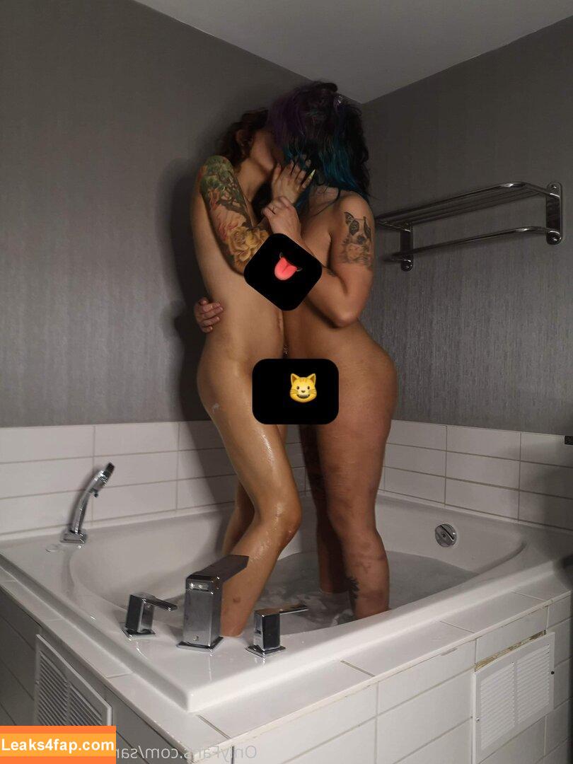 dumbcuntfree /  leaked photo photo #0021
