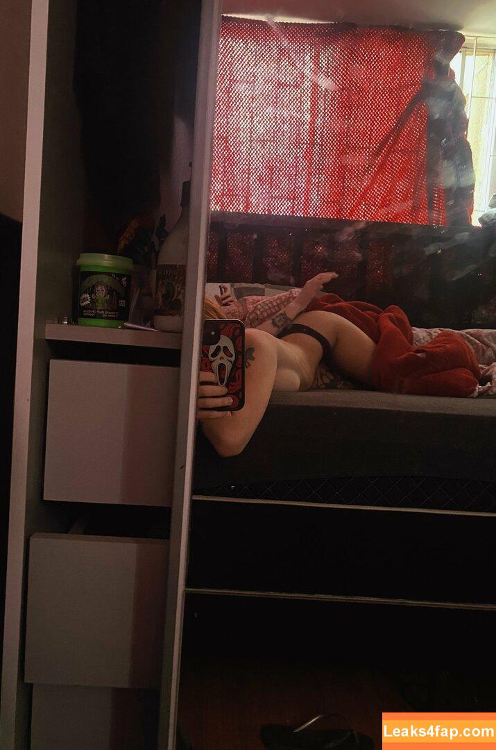 DuudsReturns / Madelyn Pix / macdudda / madirose_22 / waifurubi leaked photo photo #0020