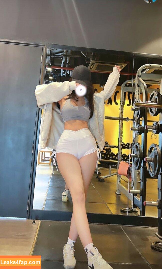 Duyenn Hipp / duyenn.hipp leaked photo photo #0015