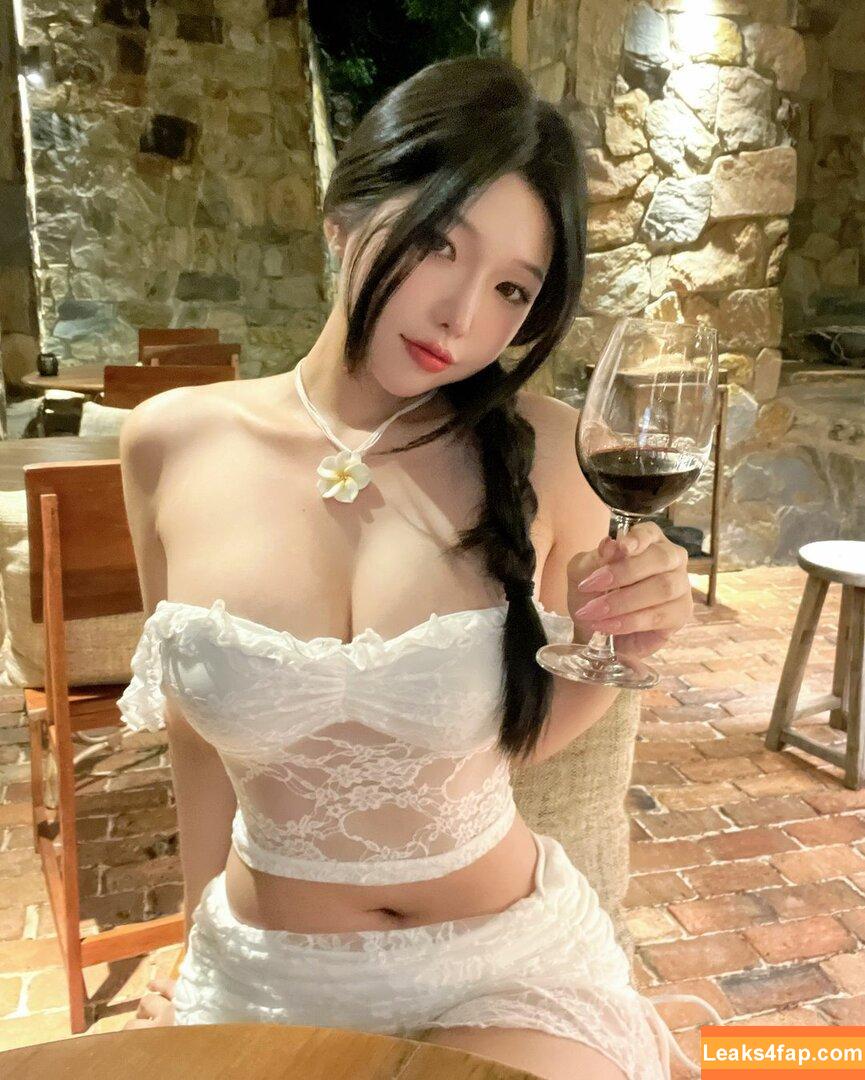 Duyenn Hipp / duyenn.hipp leaked photo photo #0264