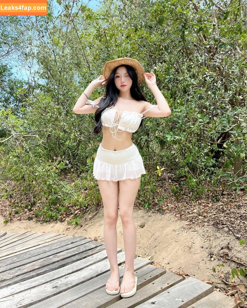 Duyenn Hipp / duyenn.hipp leaked photo photo #0273