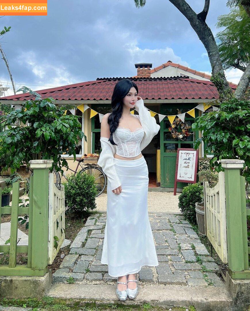 Duyenn Hipp / duyenn.hipp leaked photo photo #0308