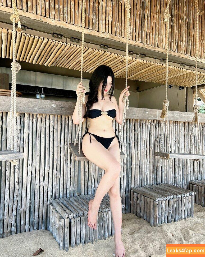 Duyenn Hipp / duyenn.hipp leaked photo photo #0336