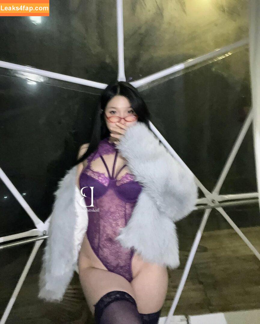 Duyenn Hipp / duyenn.hipp leaked photo photo #0612