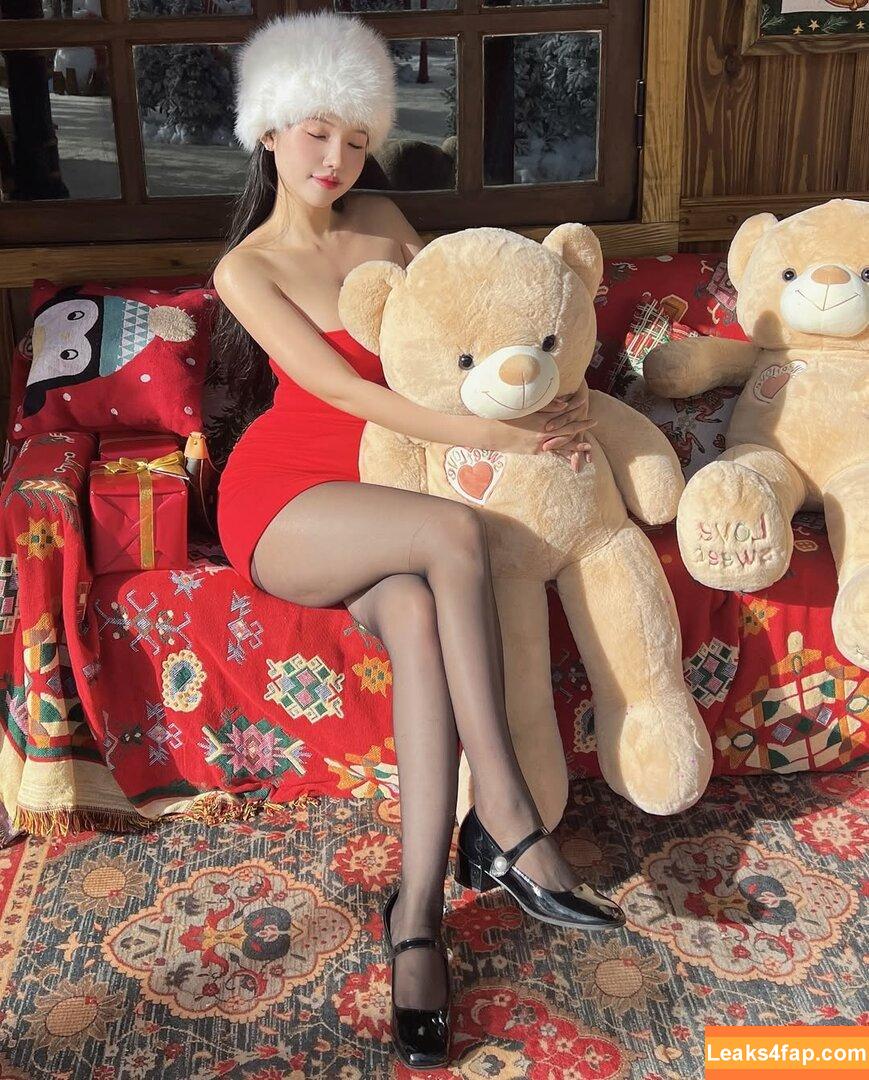 Duyenn Hipp / duyenn.hipp leaked photo photo #0622
