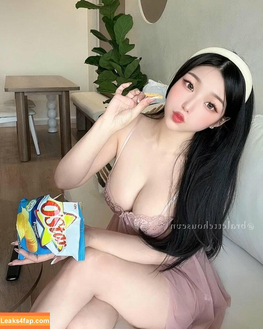 Duyenn Hipp / duyenn.hipp leaked photo photo #0810
