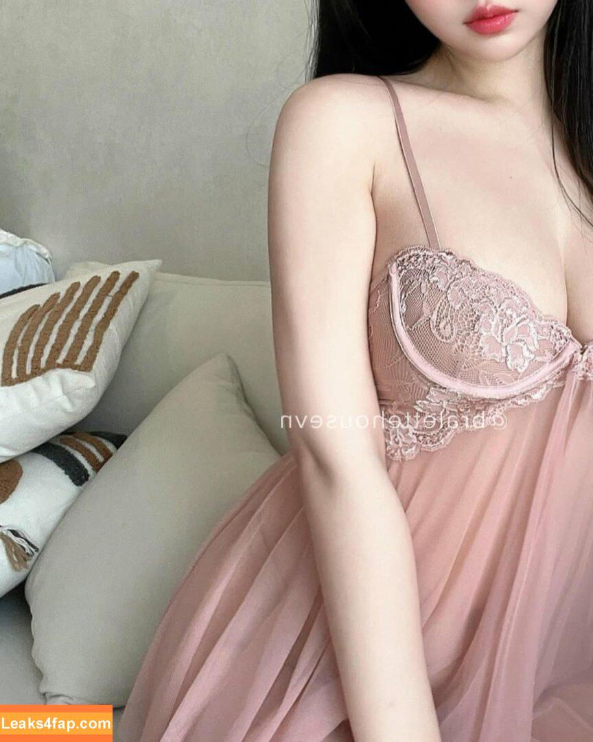 Duyenn Hipp / duyenn.hipp leaked photo photo #0811