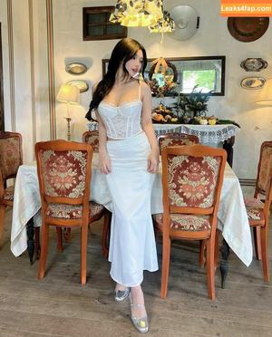 Duyenn Hipp photo #0311