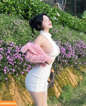 Duyenn Hipp photo #0424