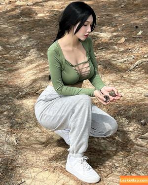 Duyenn Hipp photo #0442
