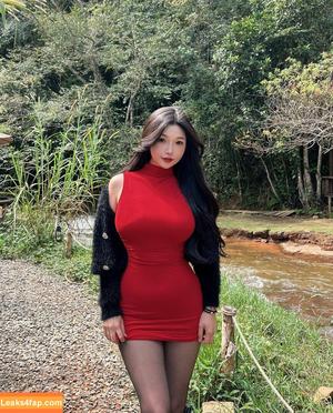 Duyenn Hipp photo #0448