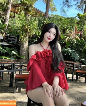 Duyenn Hipp photo #0574