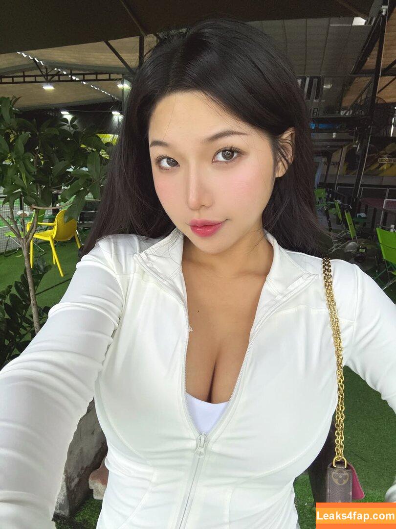 Duyenn Hipp / duyenn.hipp leaked photo photo #1214