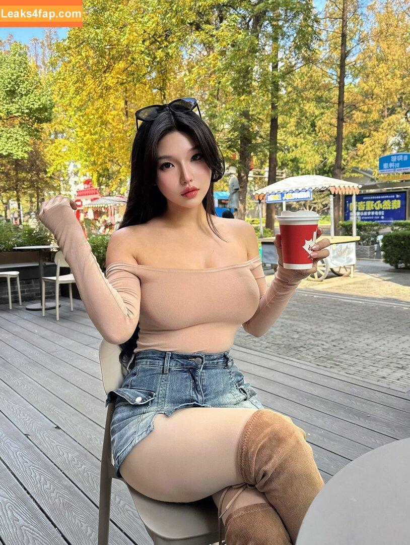 Duyenn Hipp / duyenn.hipp leaked photo photo #1347