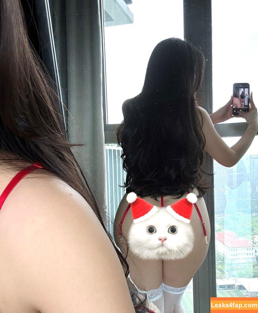 Duyenn Hipp / duyenn.hipp leaked photo photo #1380