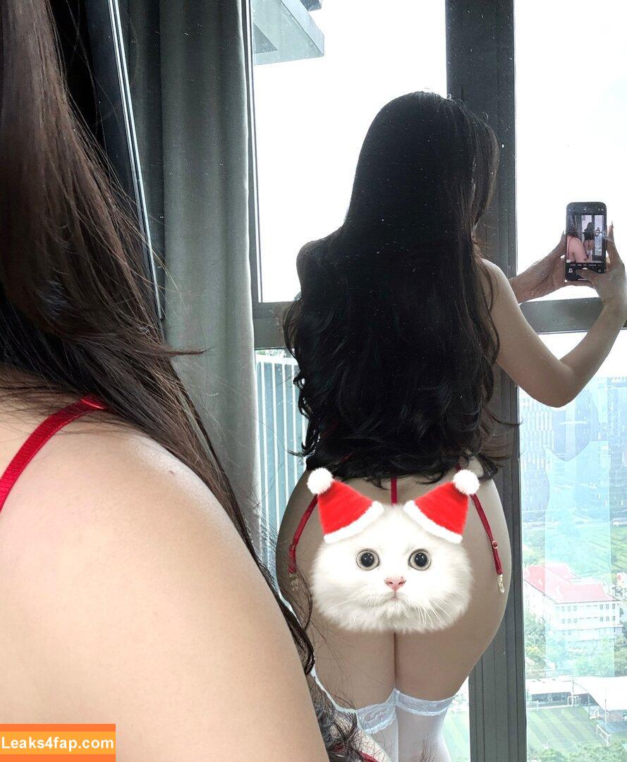 Duyenn Hipp / duyenn.hipp leaked photo photo #1381