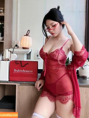 Duyenn Hipp photo #1301