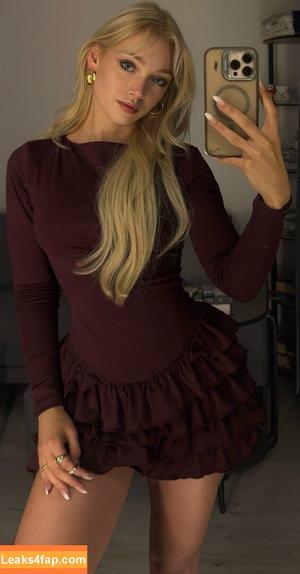 Duygu German photo #0073