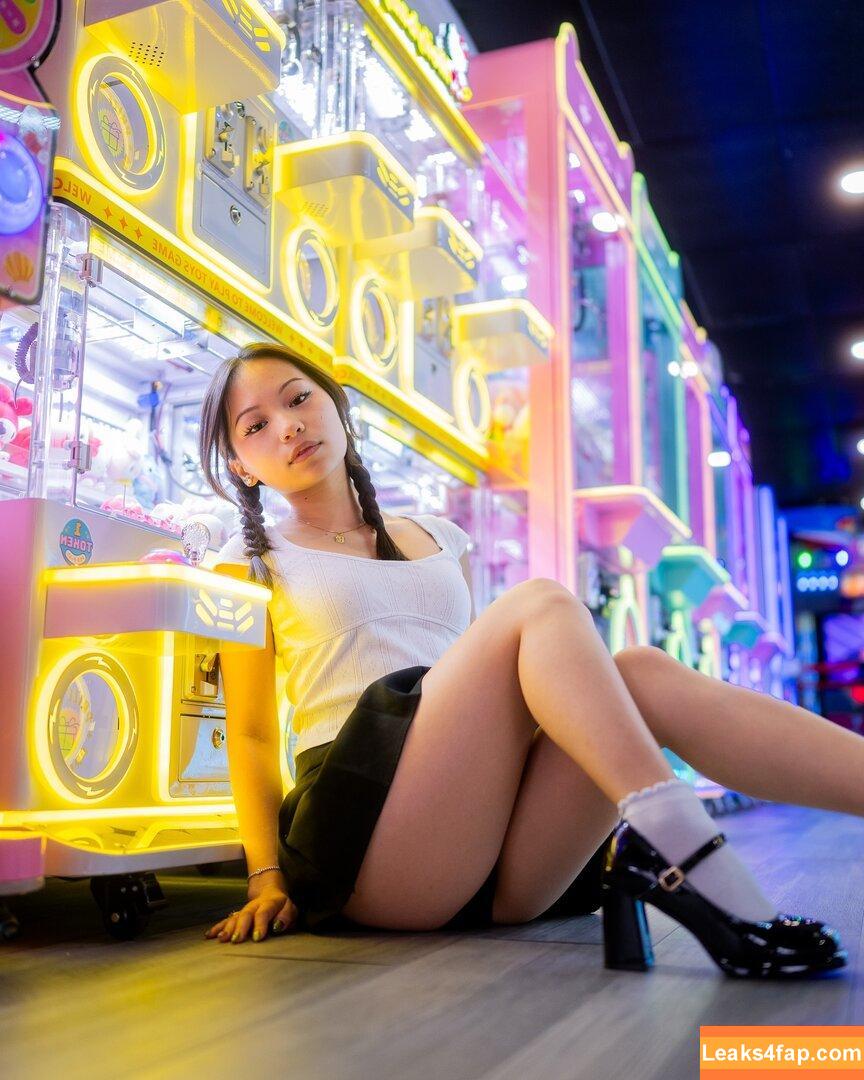 Dweldee leaked photo photo #0001