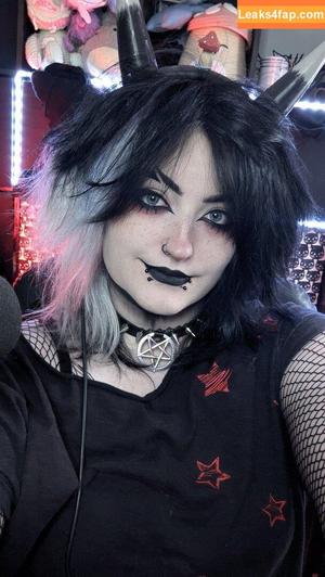 Easygoinggoth photo #0036