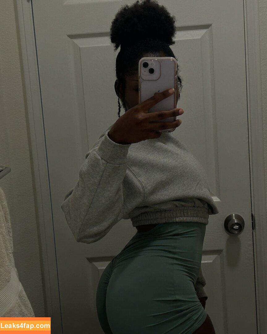 Ebony Butts / PastaToots / ebonybutts / thabootymonster leaked photo photo #0033