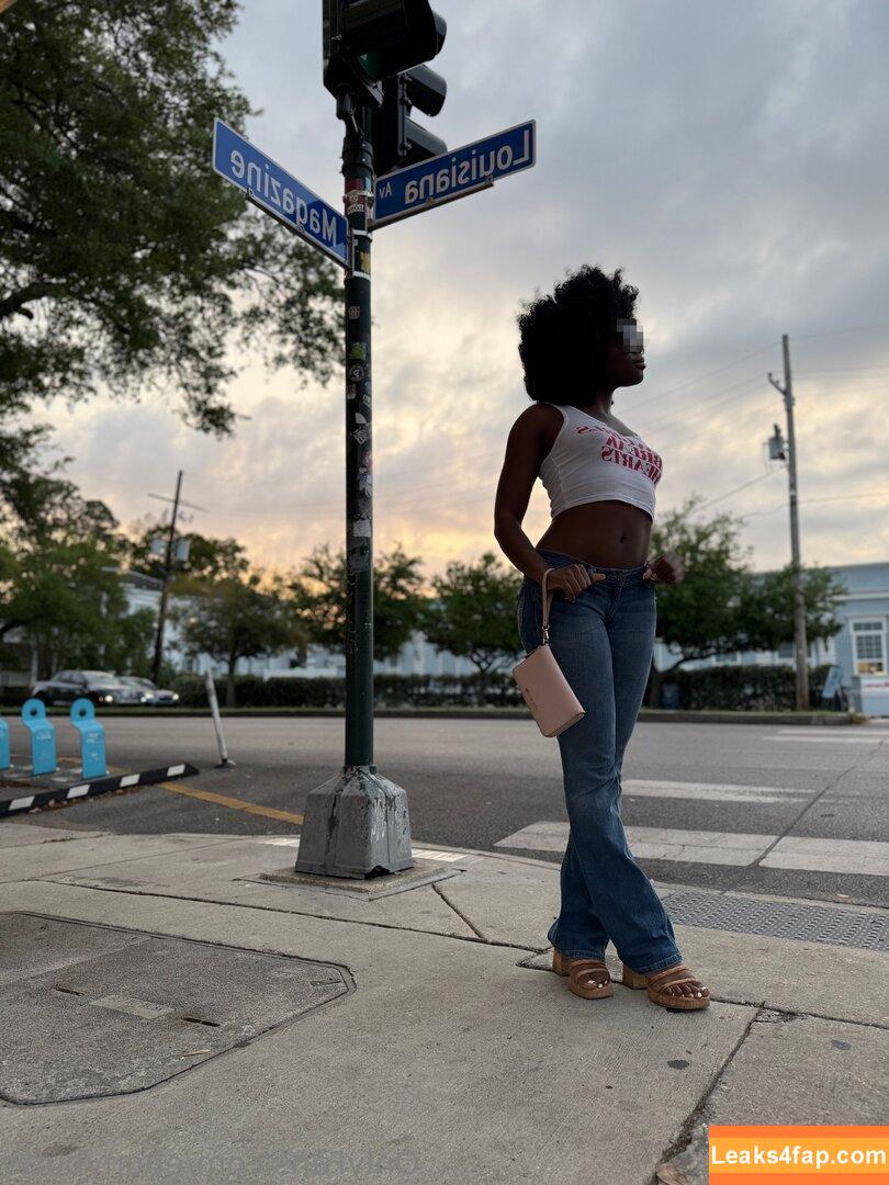 ebonybutts / realebonyb leaked photo photo #0040