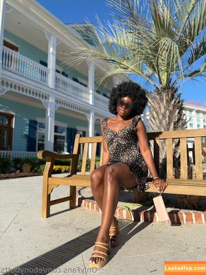 ebonybutts photo #0035