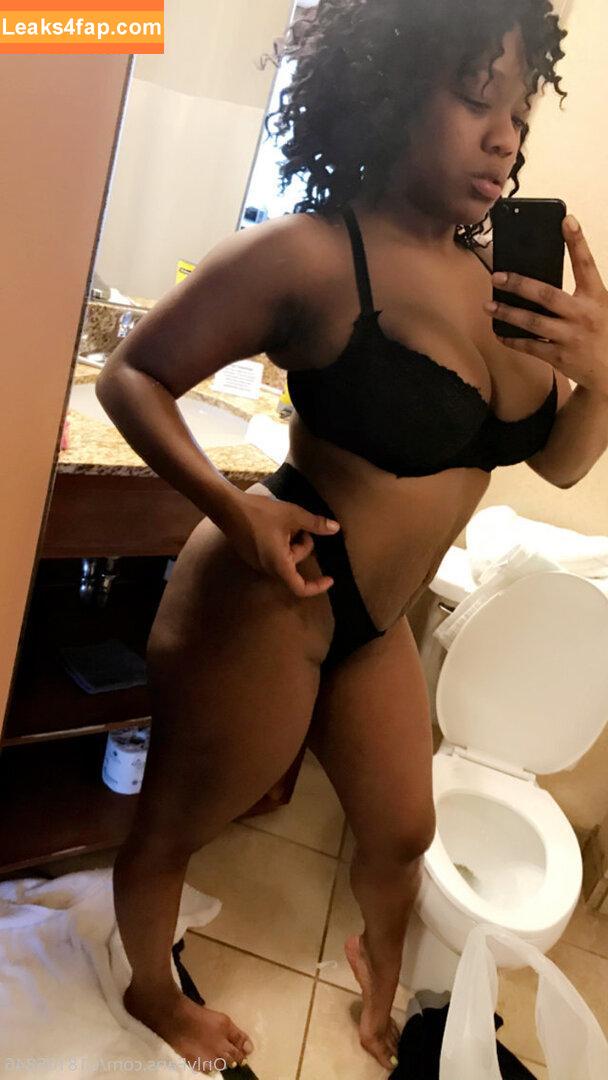 ebonyyfree / ebony.riley leaked photo photo #0016