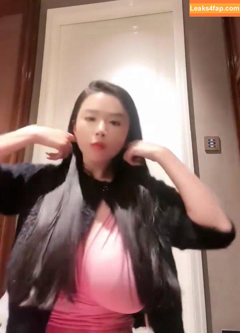 Echo Yue / Echo0210 / echoyueofficial слитое фото фото #0179