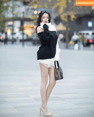Echo Yue photo #0034