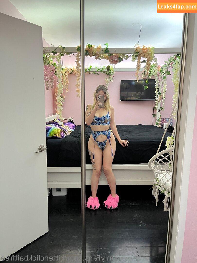 ecvmmiesfree /  leaked photo photo #0024