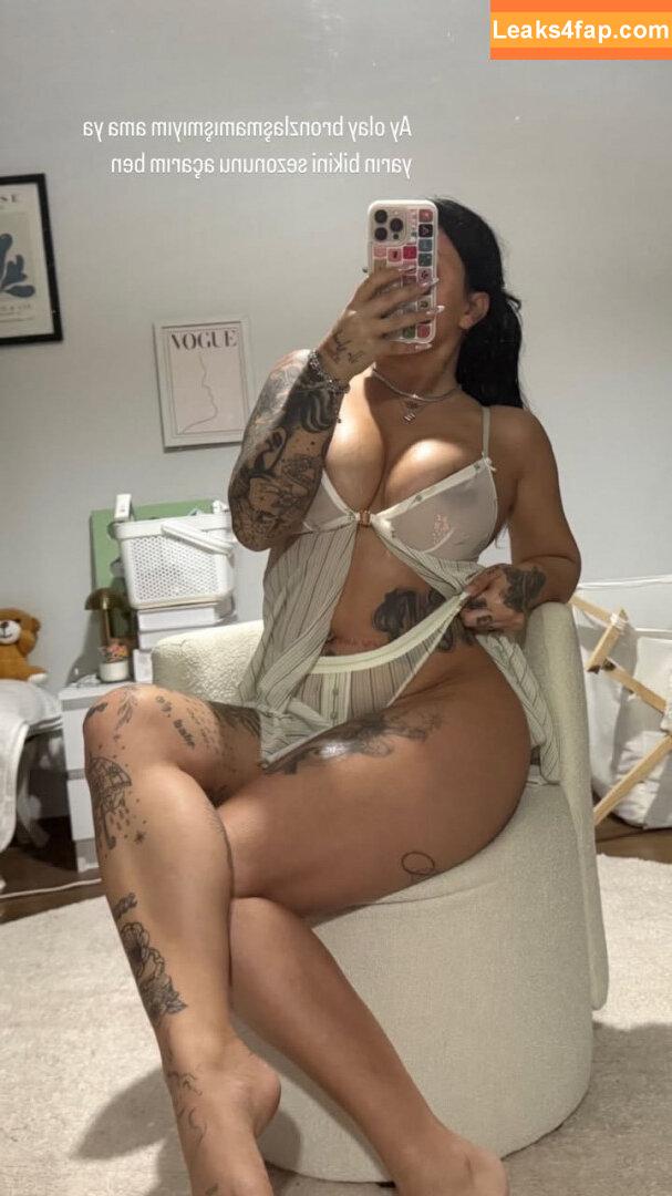 Eda Gökçen Kaya /  leaked photo photo #0005