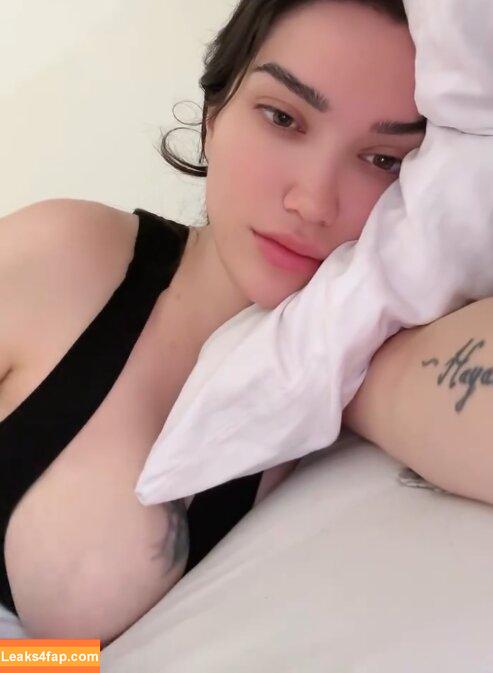 eda.k.21 /  leaked photo photo #0001