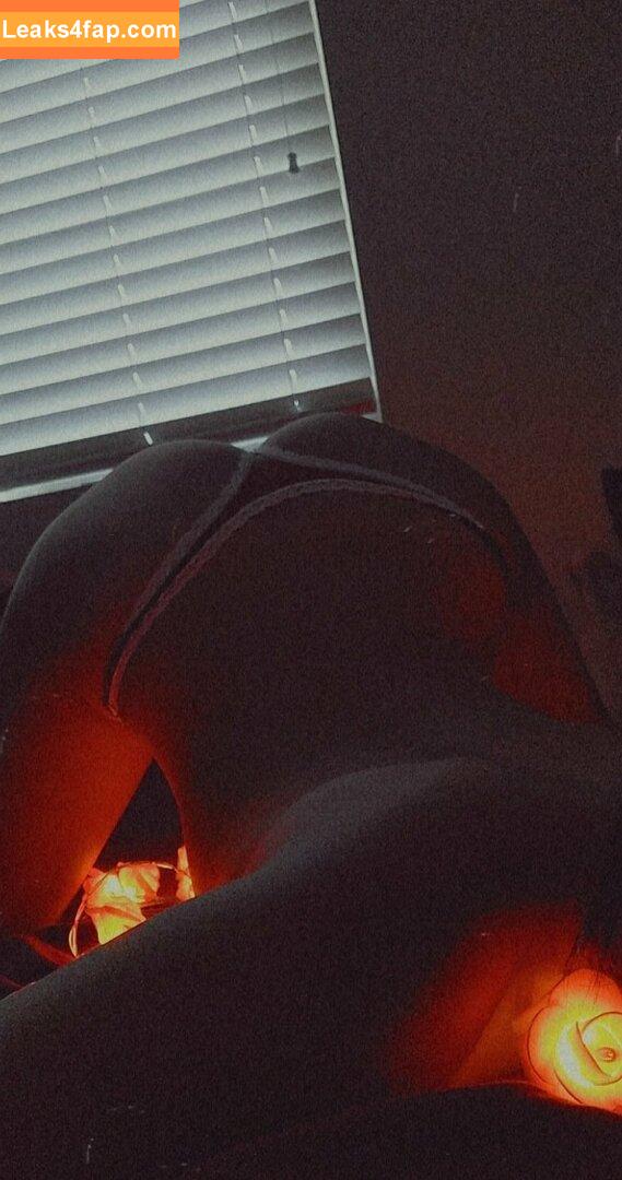 eeebydeeeby / eebydeeby69 leaked photo photo #0069