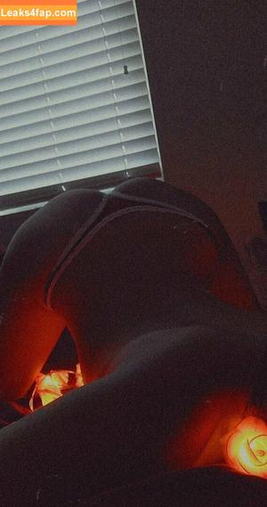 eeebydeeeby photo #0069