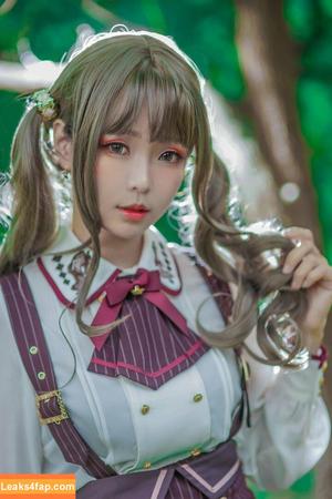 eeelyeee photo #0061