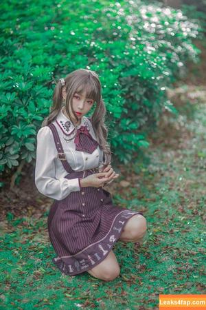 eeelyeee photo #0063