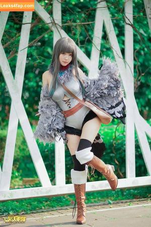 eeelyeee photo #0067