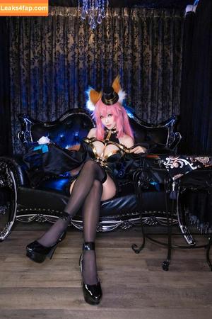 eeelyeee photo #0080