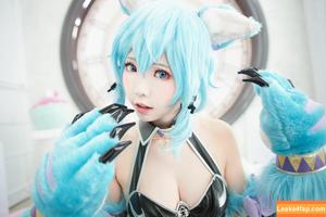 eeelyeee photo #0083