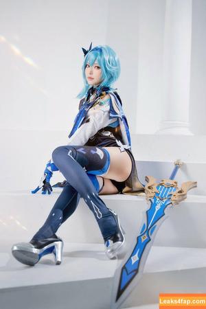 eeelyeee photo #0143