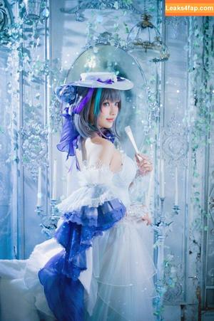 eeelyeee photo #0377