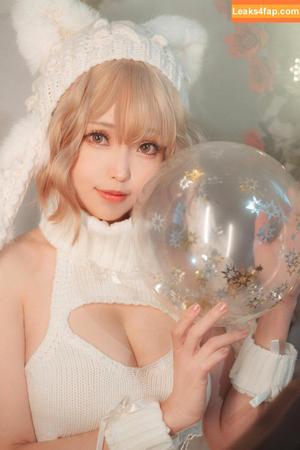 eeelyeee photo #0423