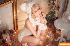 eeelyeee photo #0439