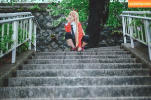 eeelyeee photo #0509