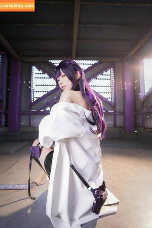 eeelyeee photo #0574