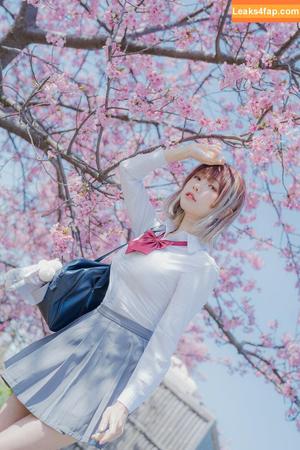 eeelyeee photo #0768