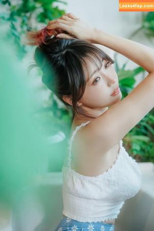 eeelyeee photo #1036