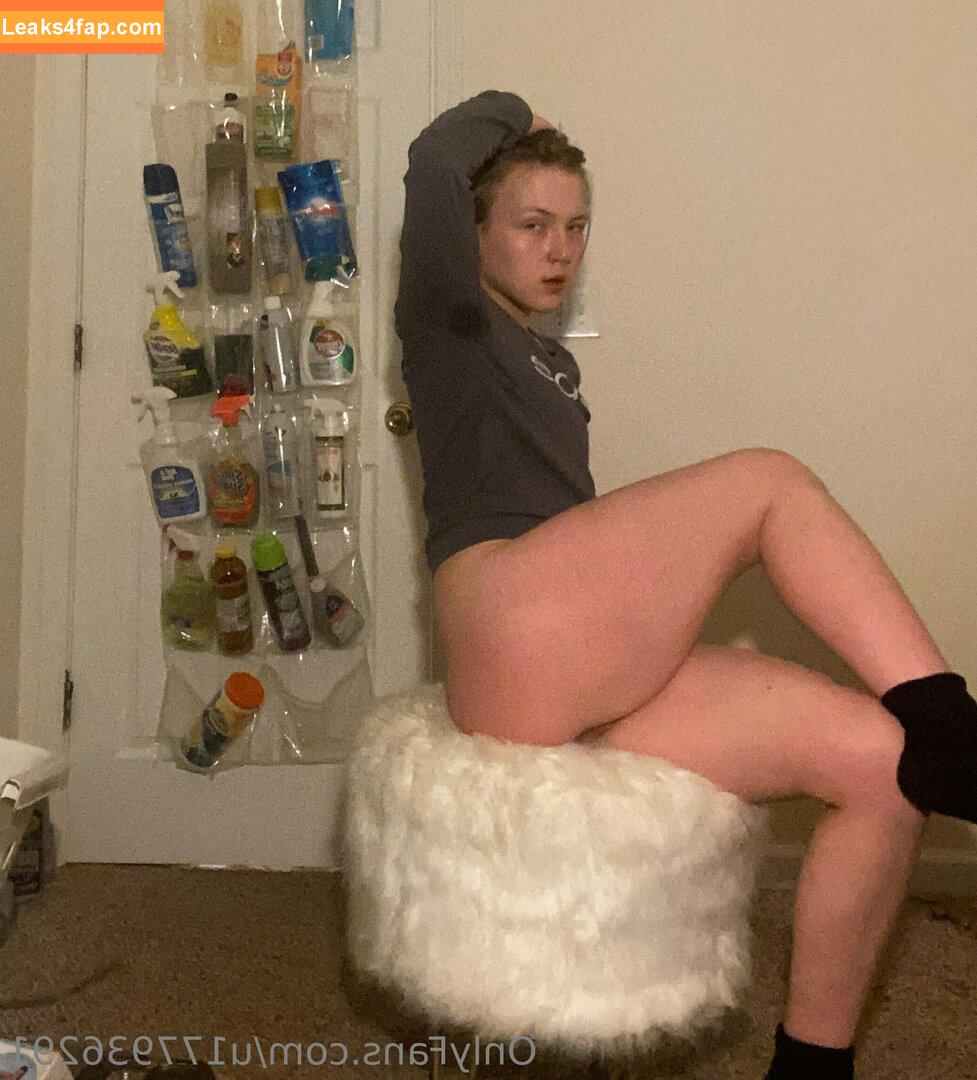 eeeruh / mikesacco3 leaked photo photo #0017