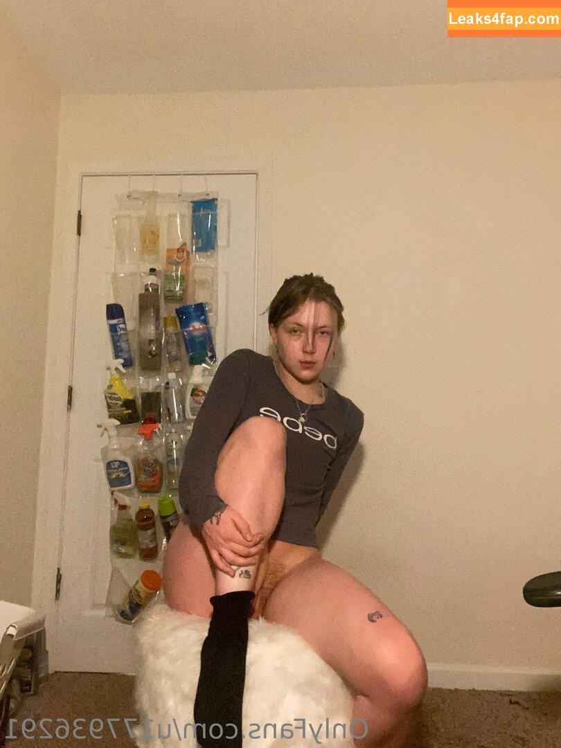 eeeruh / mikesacco3 leaked photo photo #0020